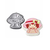 Strawberry Short Cake Pan by Wilton